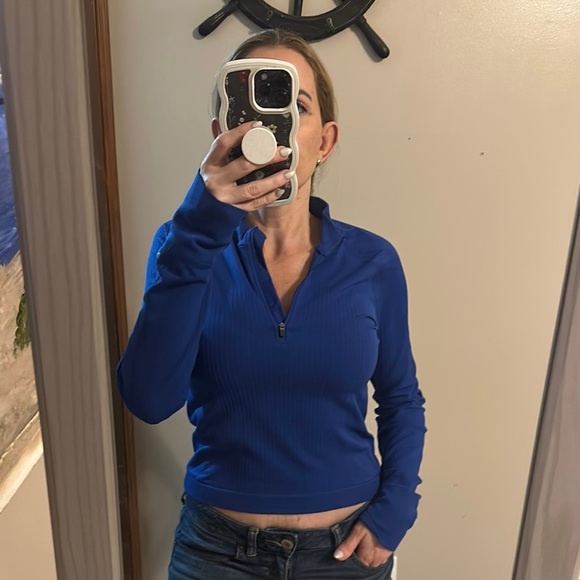 DSG Blue Long Sleeve Crop 1/4 Zip - Picture 1 of 5